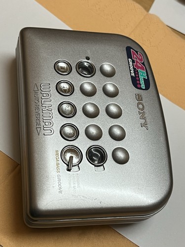 Sony portable cassette - portable,