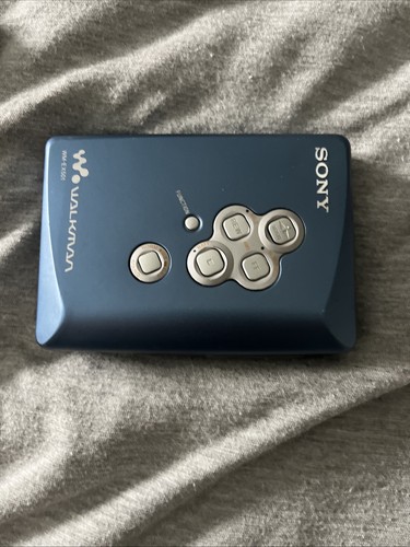 Sony cassette walkman - walkman,